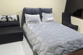 Cómodo y acogedor apartamento con terraza
